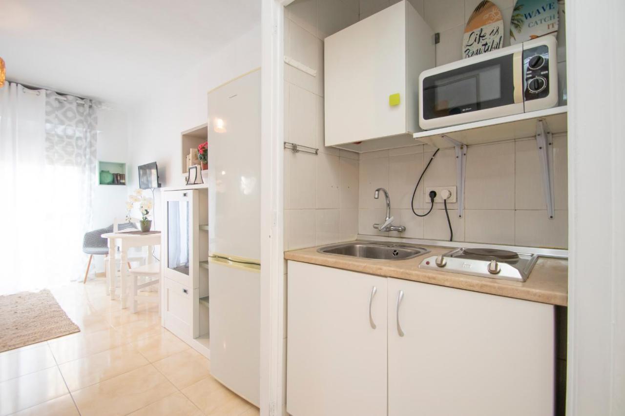 Luminoso Y Acoger Loft, Excelente Ubicacion Apartment Seville Luaran gambar